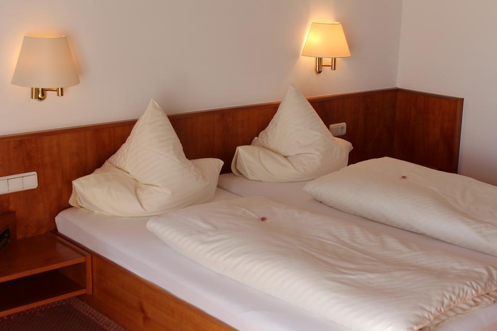 Hotel Seewirt Nonnenhorn Eksteriør billede