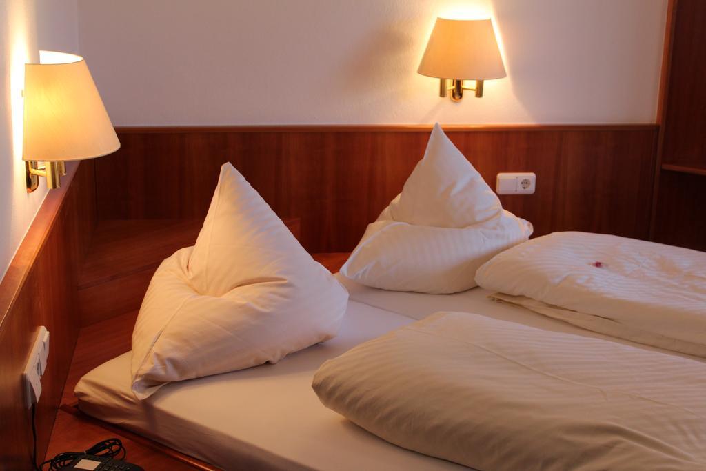 Hotel Seewirt Nonnenhorn Eksteriør billede