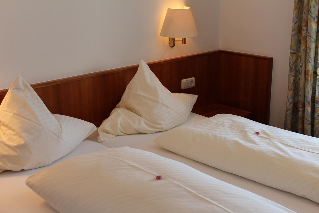 Hotel Seewirt Nonnenhorn Eksteriør billede
