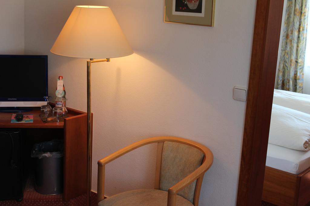 Hotel Seewirt Nonnenhorn Eksteriør billede